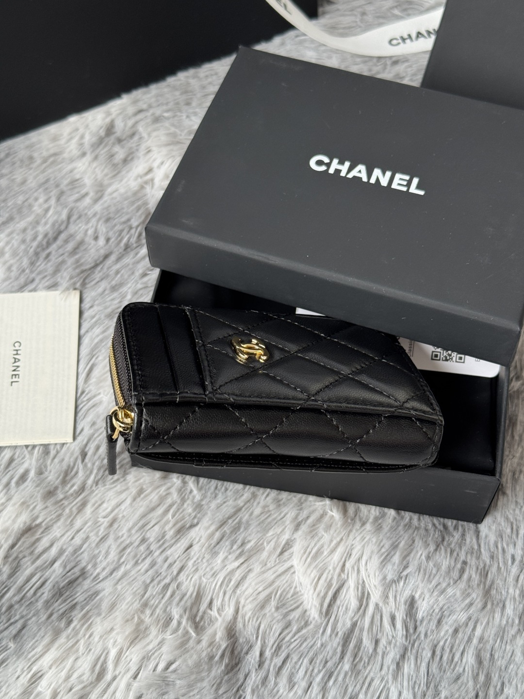 Chanel AP1670