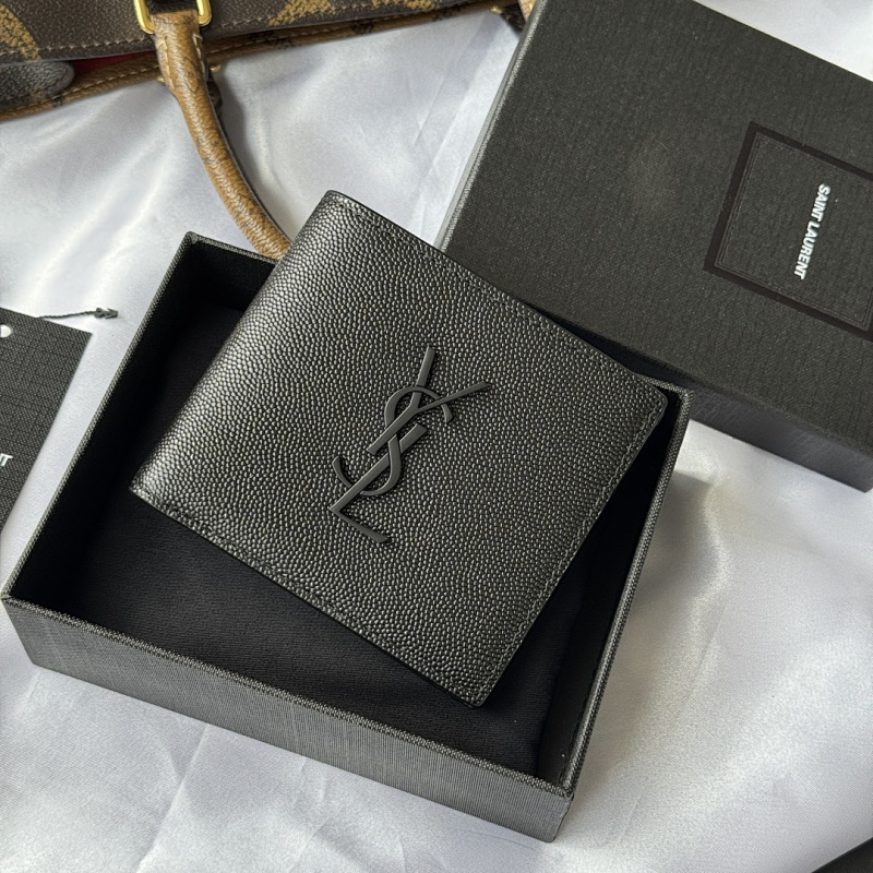 Saint Laurent Saint Laurent