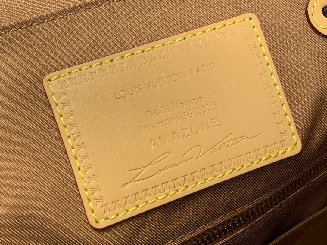 Louis Vuitton Louis Vuitton