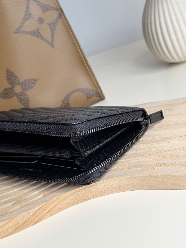 Saint Laurent Saint Laurent