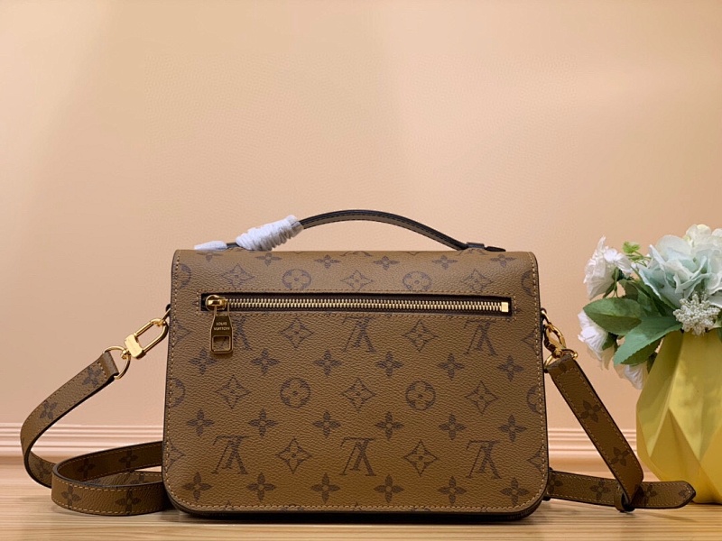 Louis Vuitton Louis Vuitton