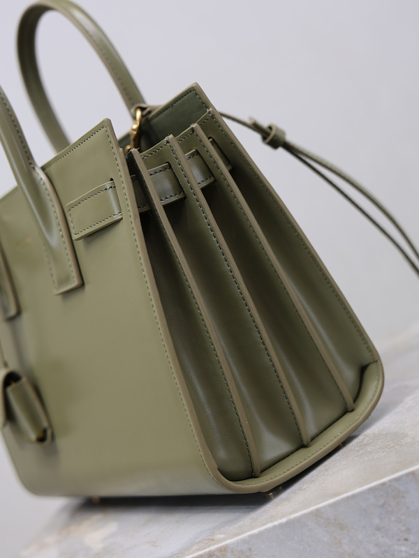 Saint Laurent Saint Laurent