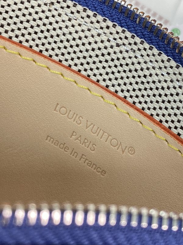 Louis Vuitton Louis Vuitton