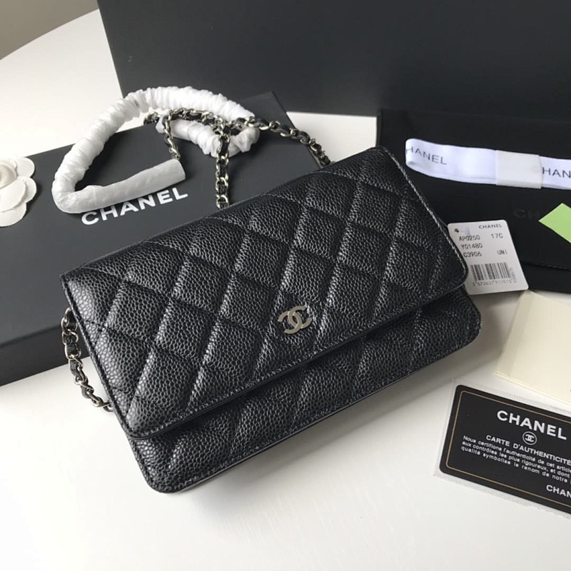 Chanel AP0250