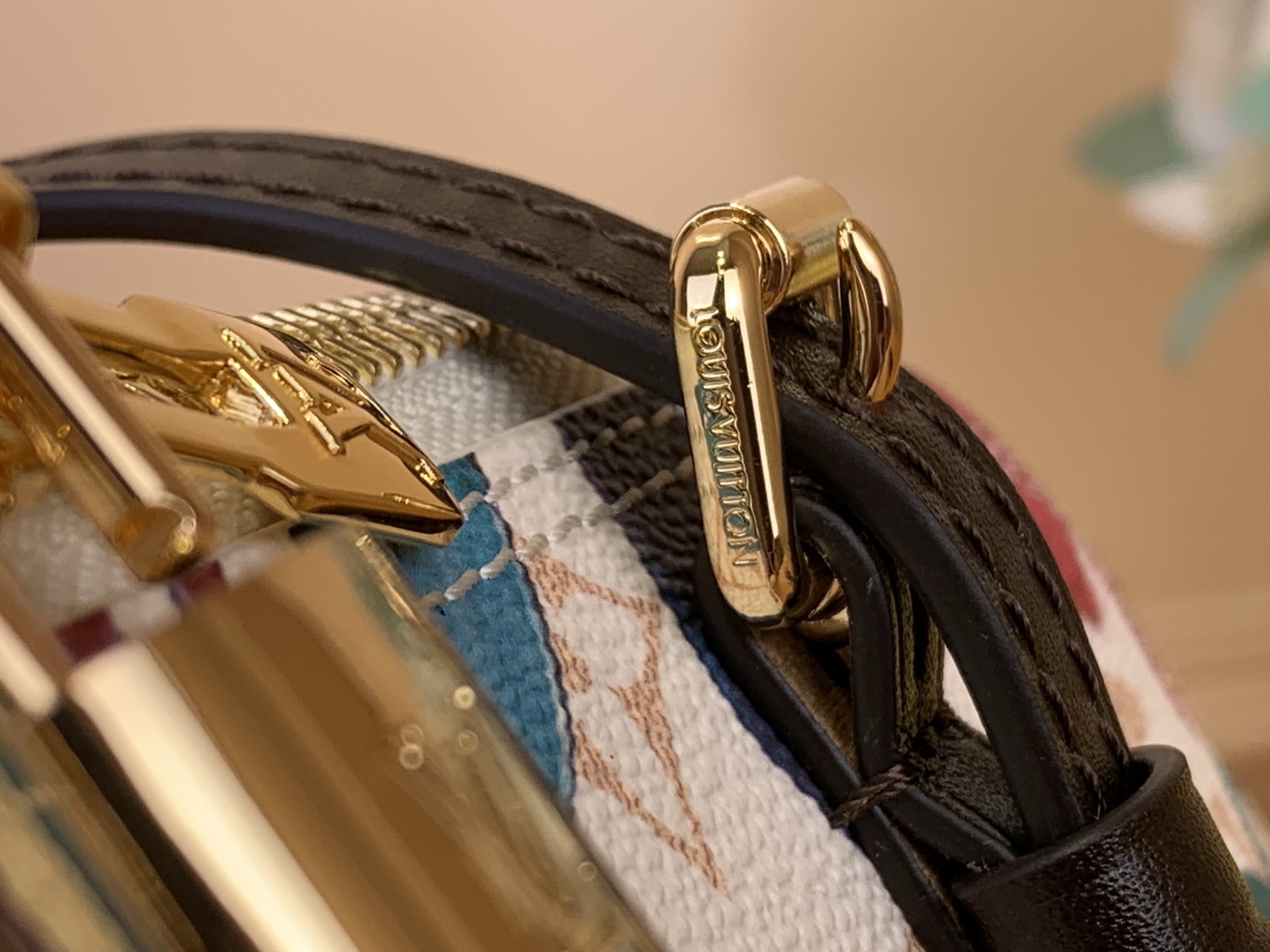 Louis Vuitton Louis Vuitton