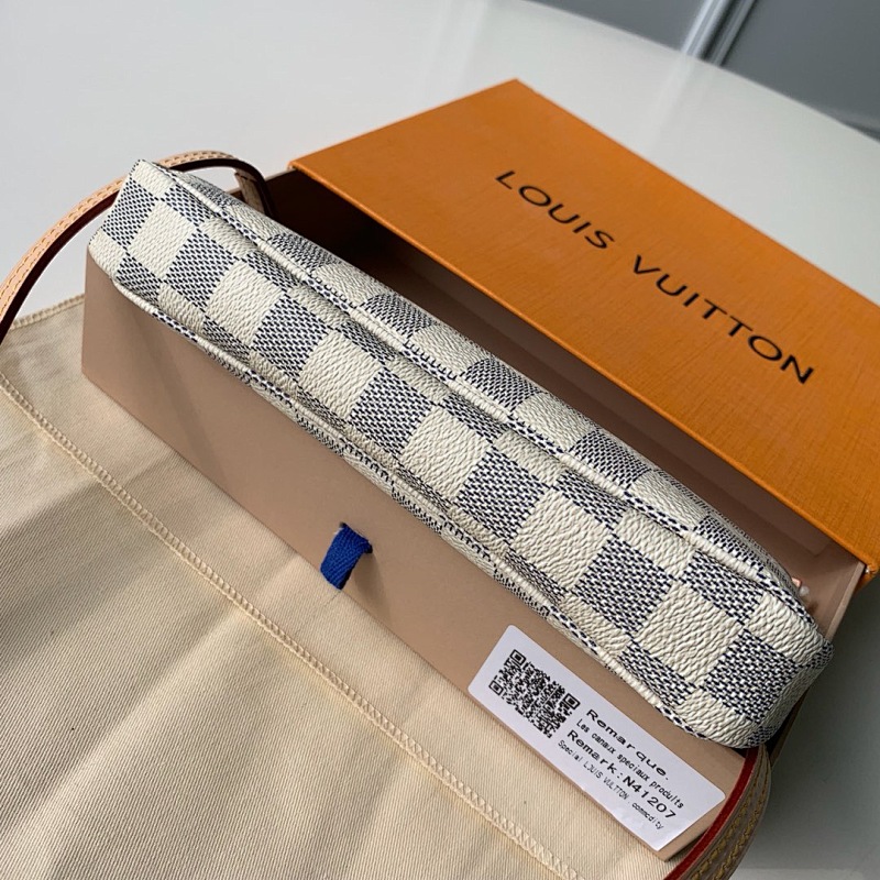 Louis Vuitton Louis Vuitton