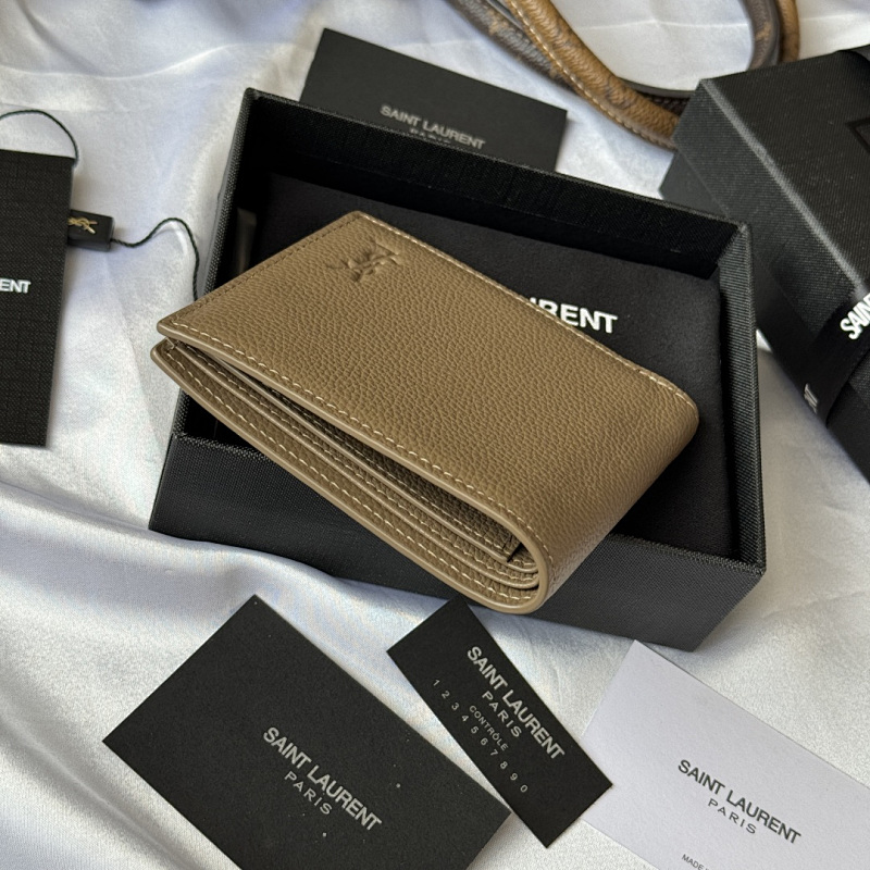 Saint Laurent Saint Laurent