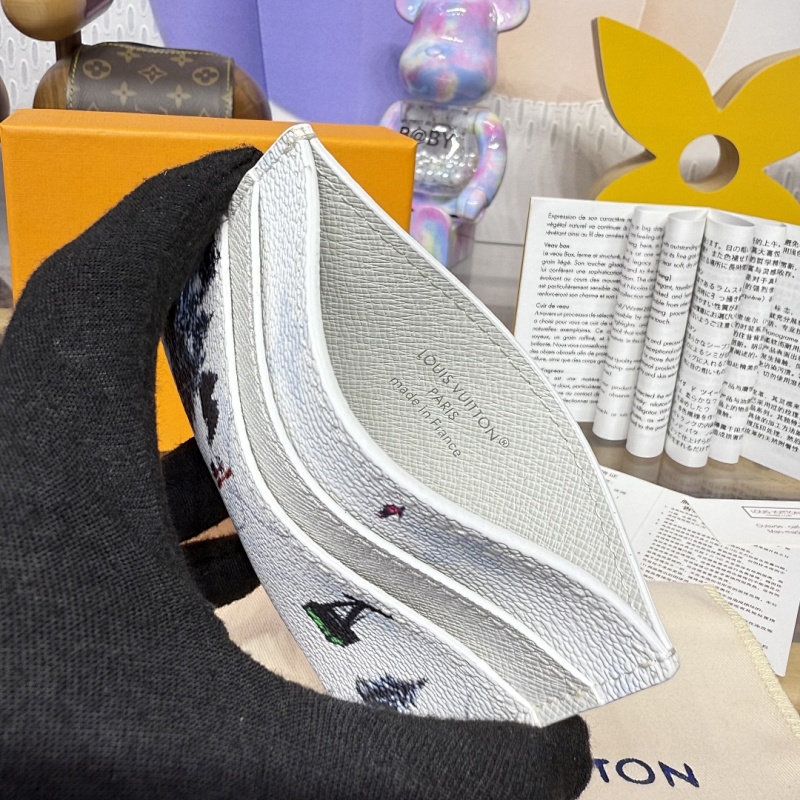 Louis Vuitton M14864