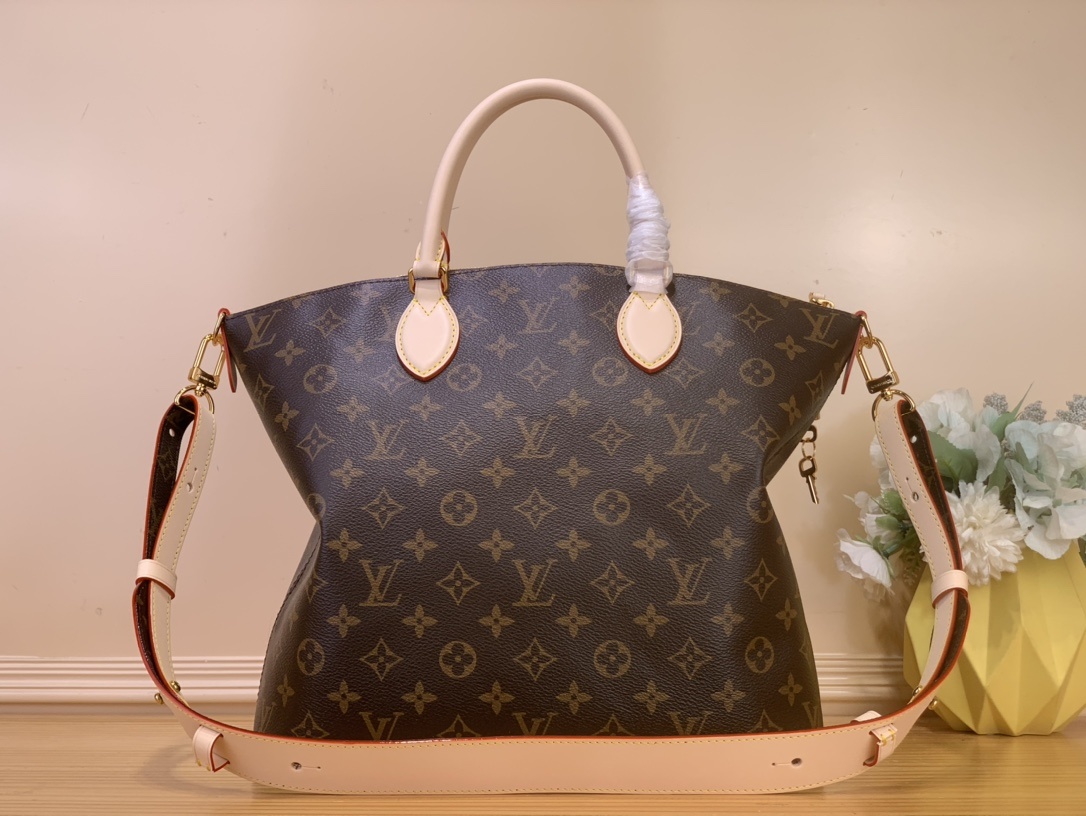 Louis Vuitton M26494