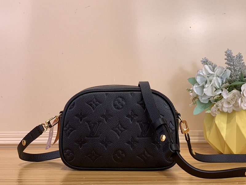 Louis Vuitton Louis Vuitton