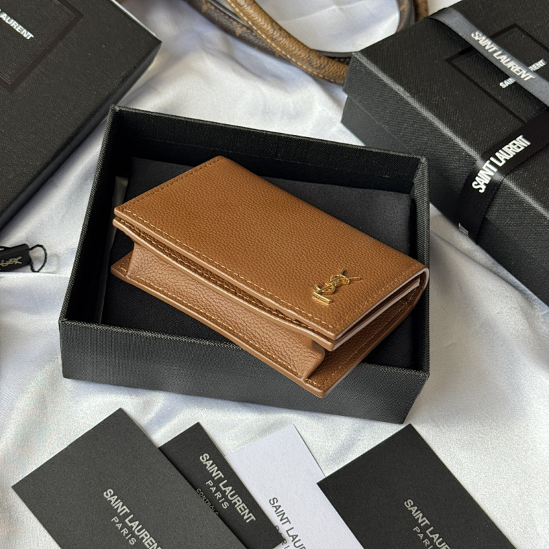 Saint Laurent Saint Laurent