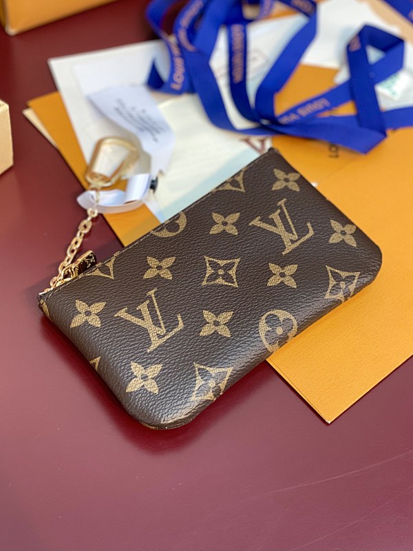 Louis Vuitton M13559