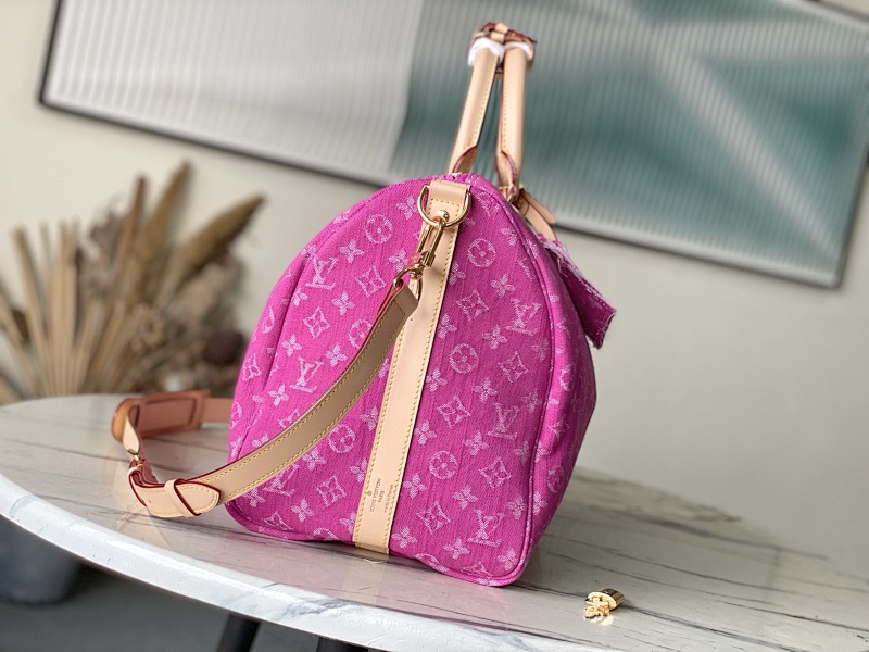 Louis Vuitton M27944