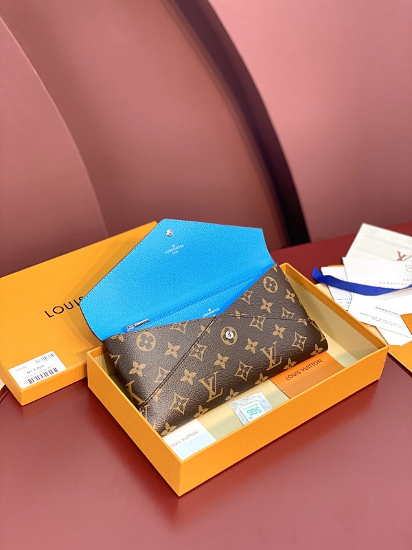 Louis Vuitton M12359