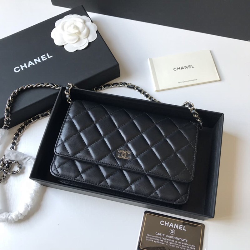 Chanel AP0250