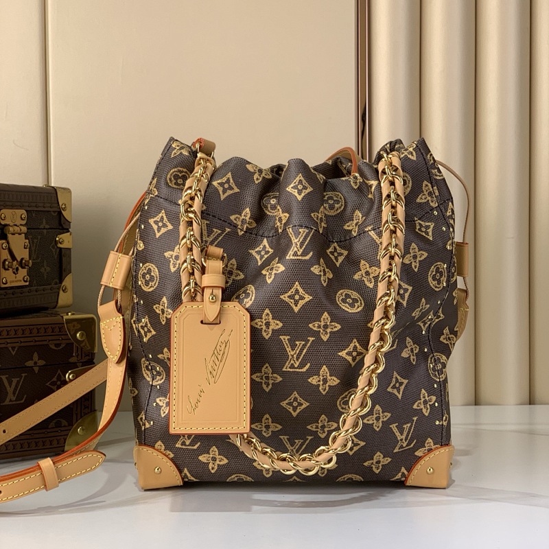 Louis Vuitton Louis Vuitton