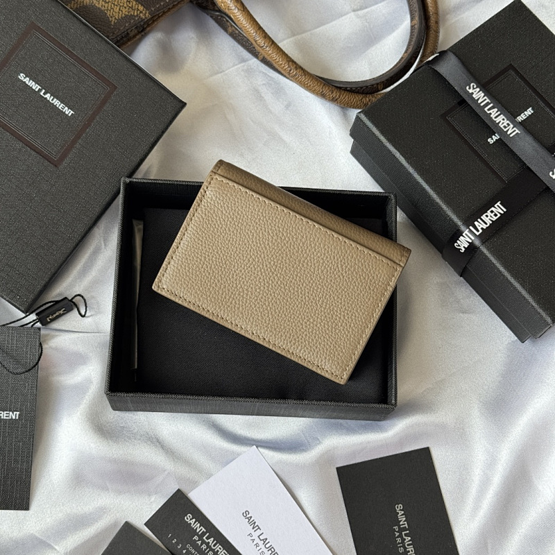 Saint Laurent Saint Laurent