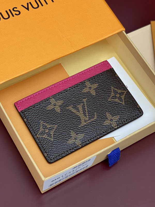 Louis Vuitton M61733