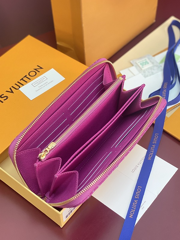 Louis Vuitton M28297