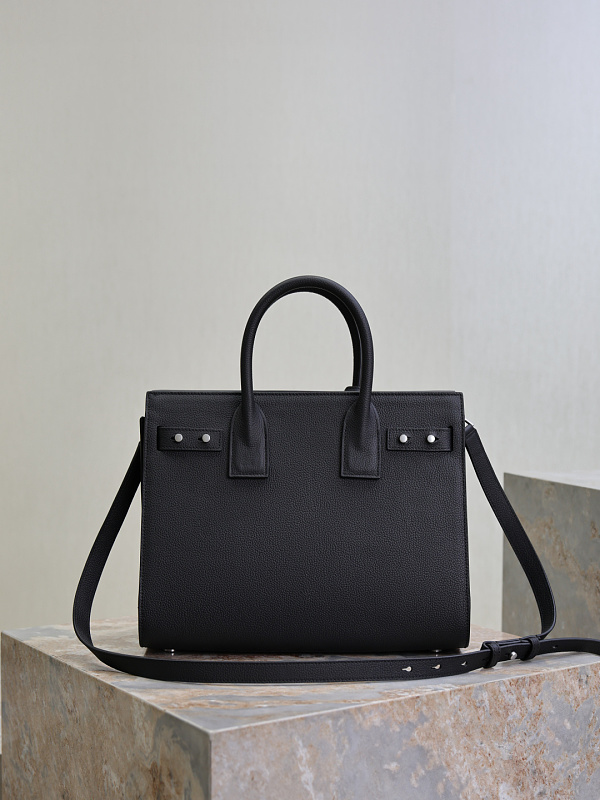 Saint Laurent Saint Laurent