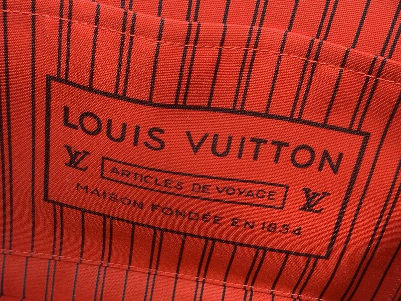 Louis Vuitton Louis Vuitton