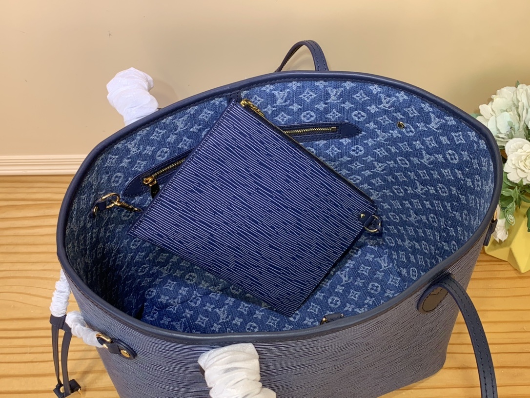 Louis Vuitton Louis Vuitton