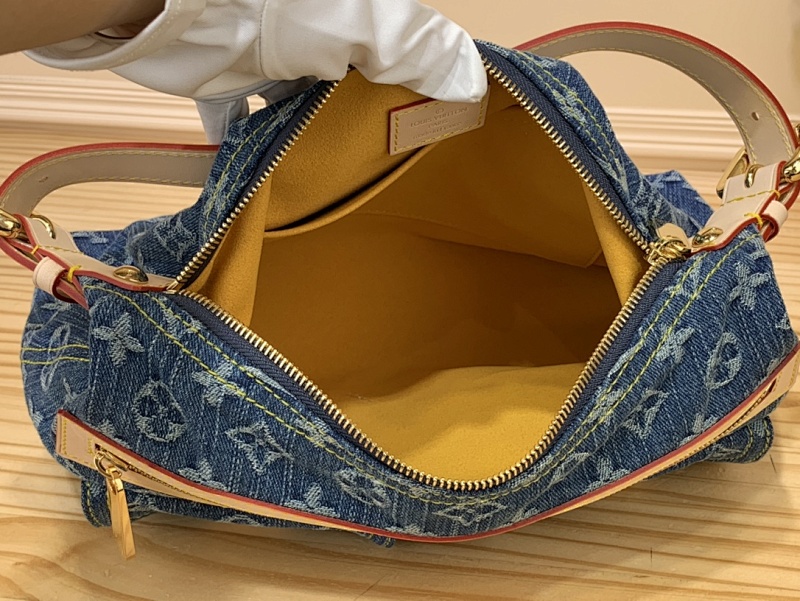 Louis Vuitton M44464