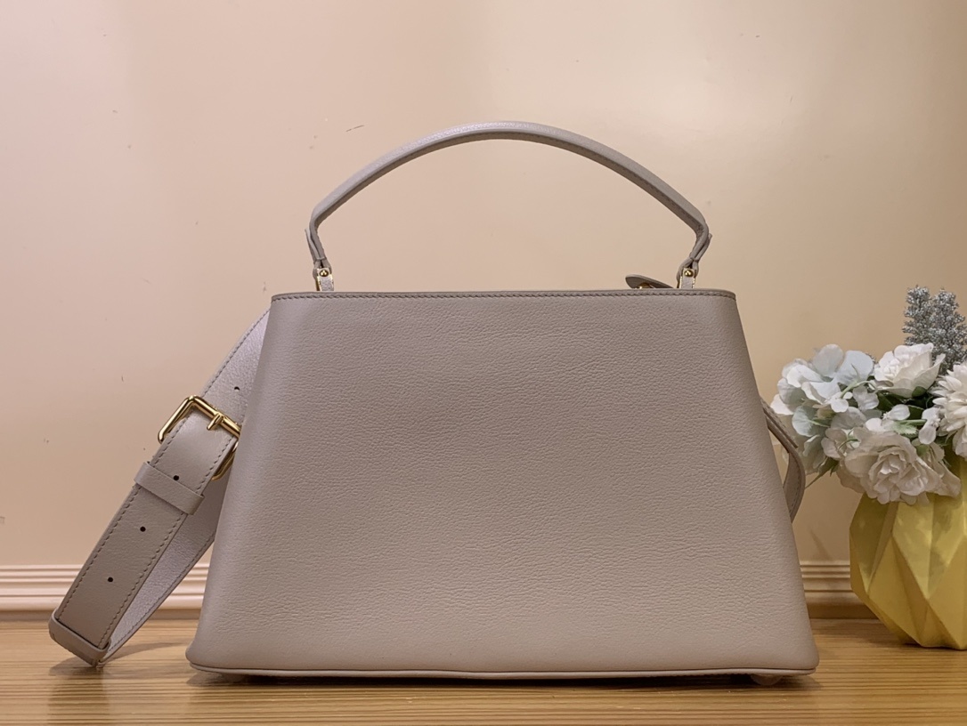 Louis Vuitton Louis Vuitton