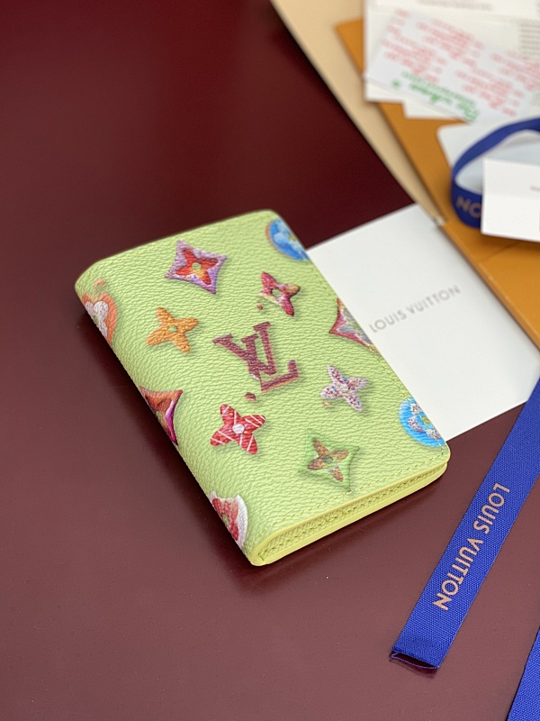 Louis Vuitton M28282