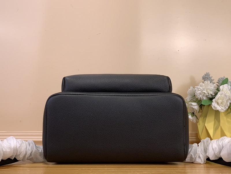 Louis Vuitton M15259