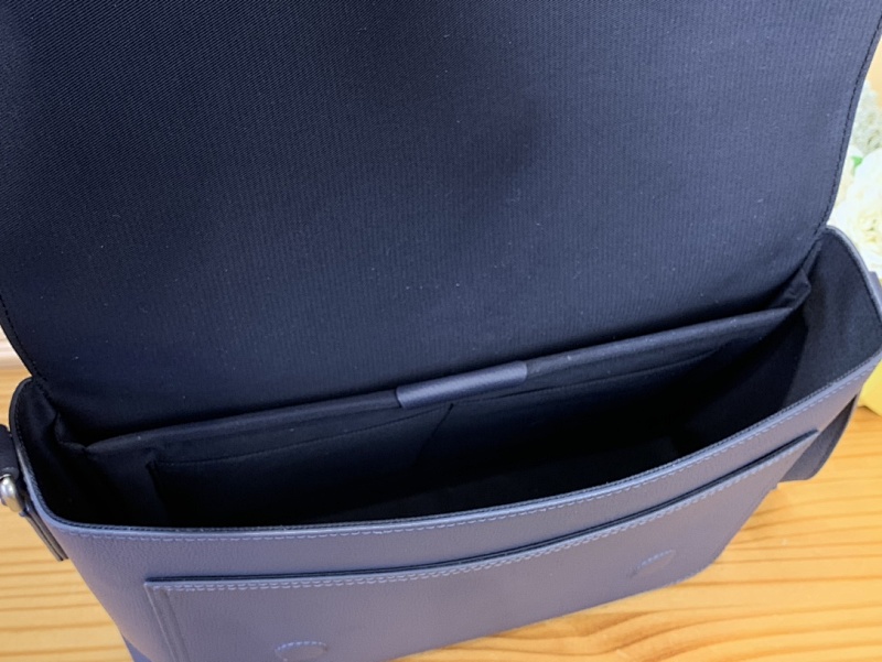 Louis Vuitton Louis Vuitton