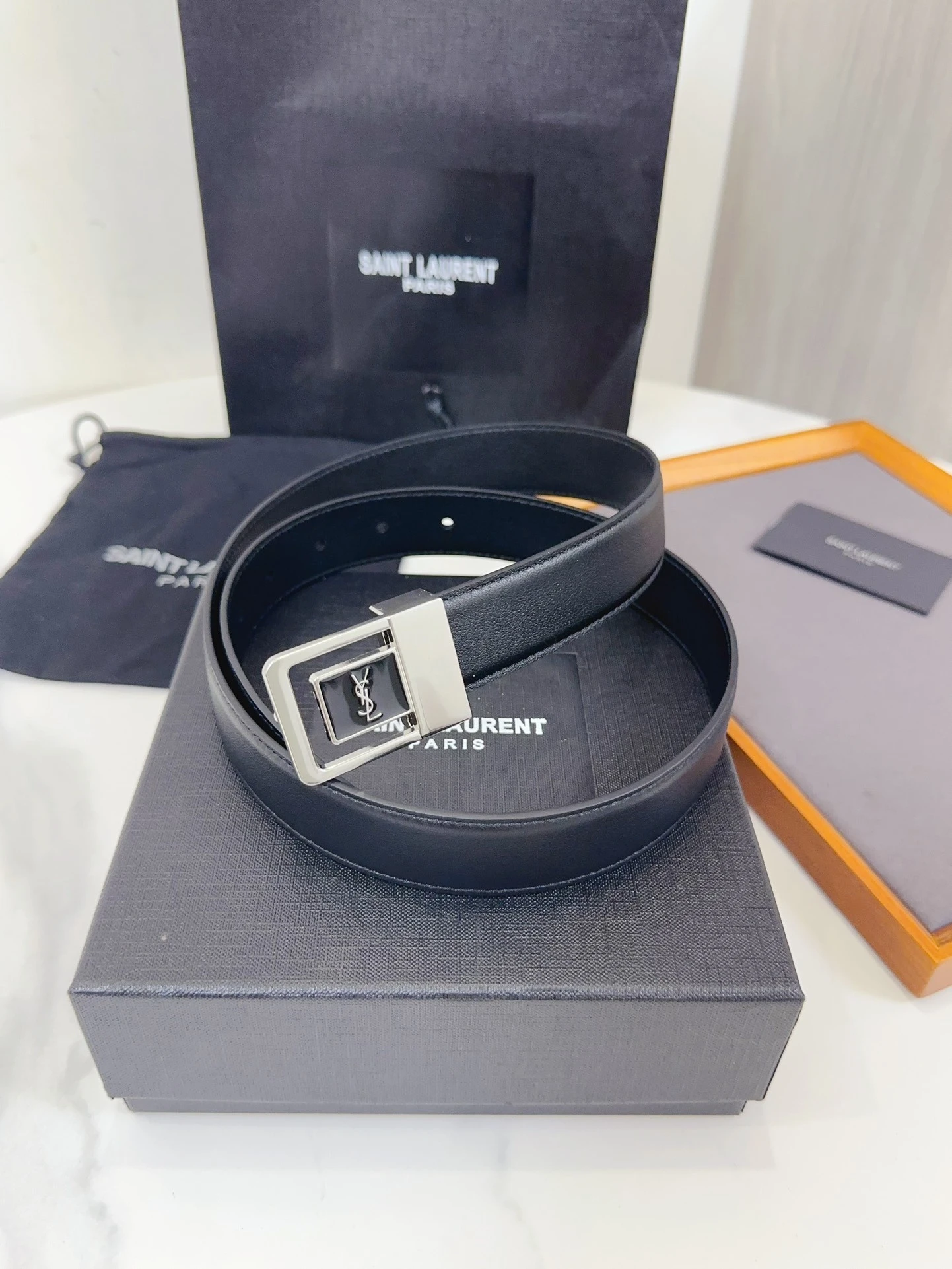 Saint Laurent JN0088