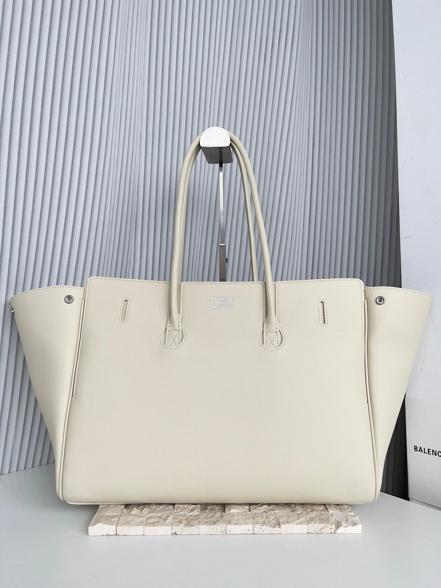 Balenciaga Bel Air (White)