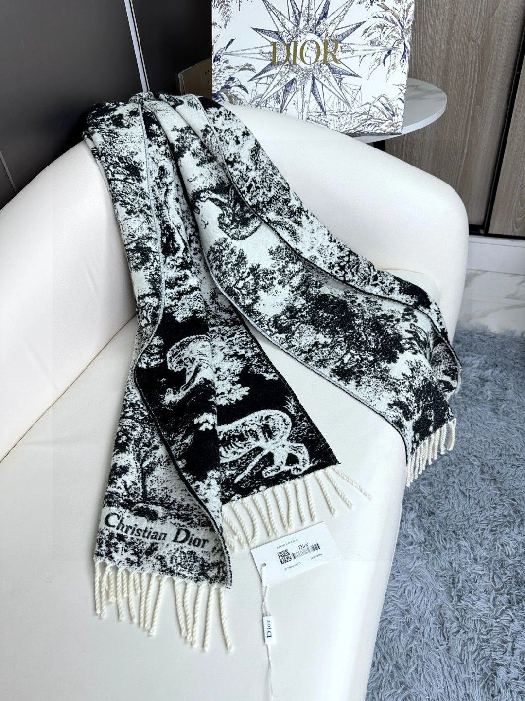 Dior Toile de Jouy -