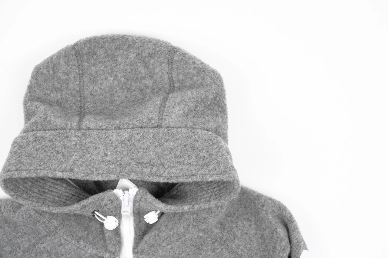 Canada Goose women's hooded wool shoulder