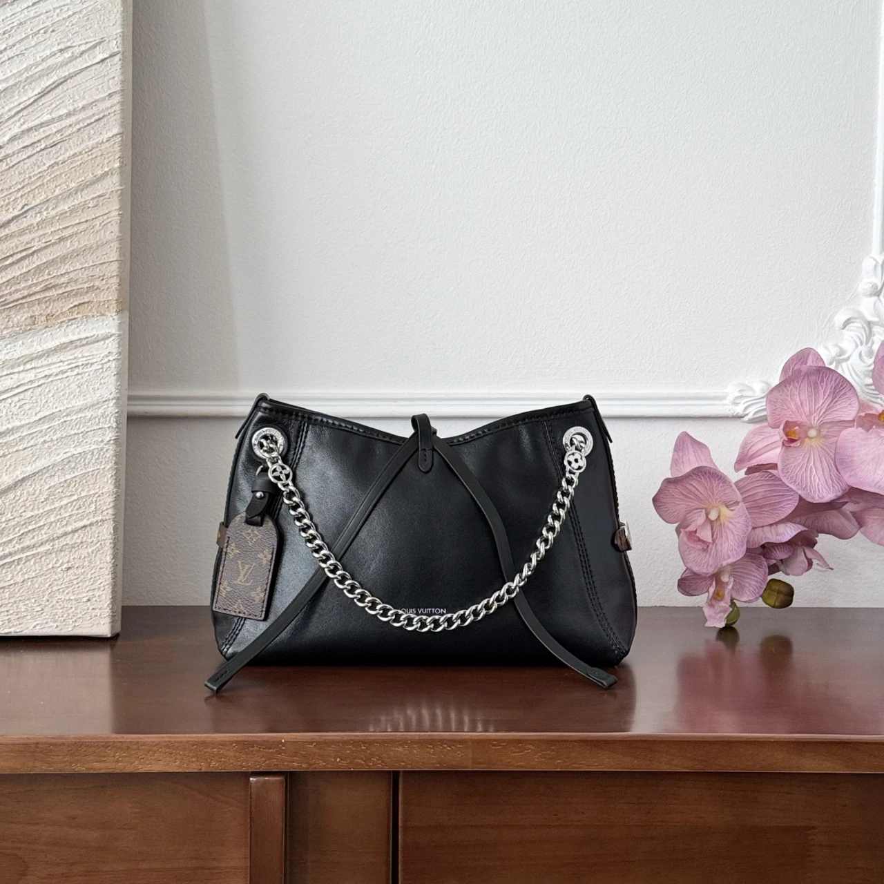 Louis Vuitton LV Carryall