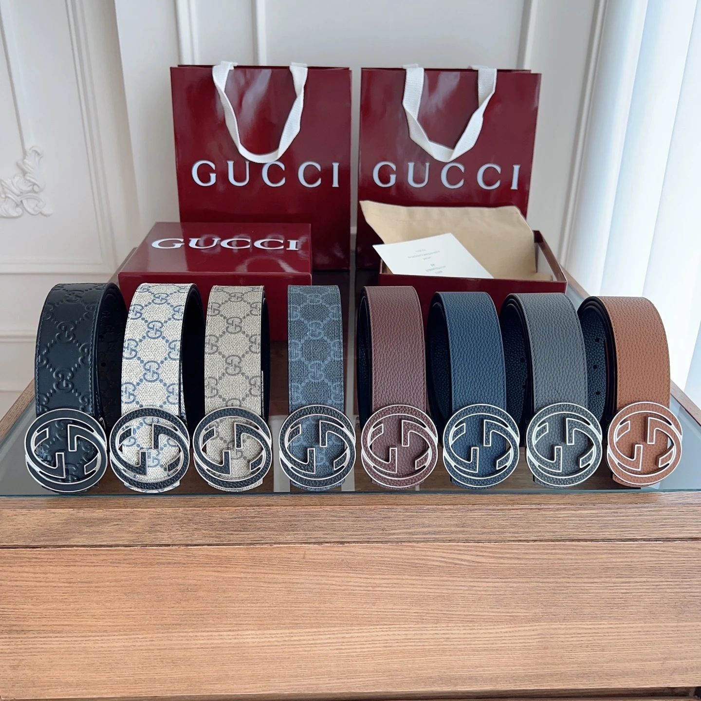 Gucci JN0152