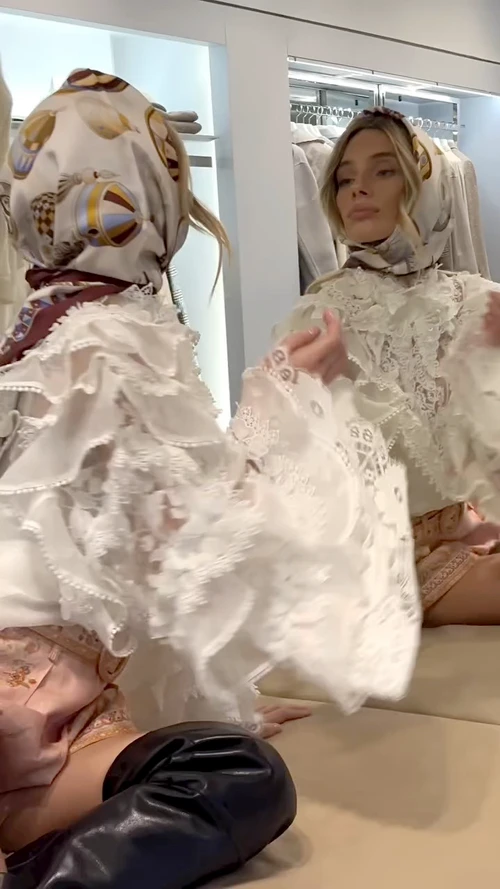 Zimmerman Layers of lace and tulle weave